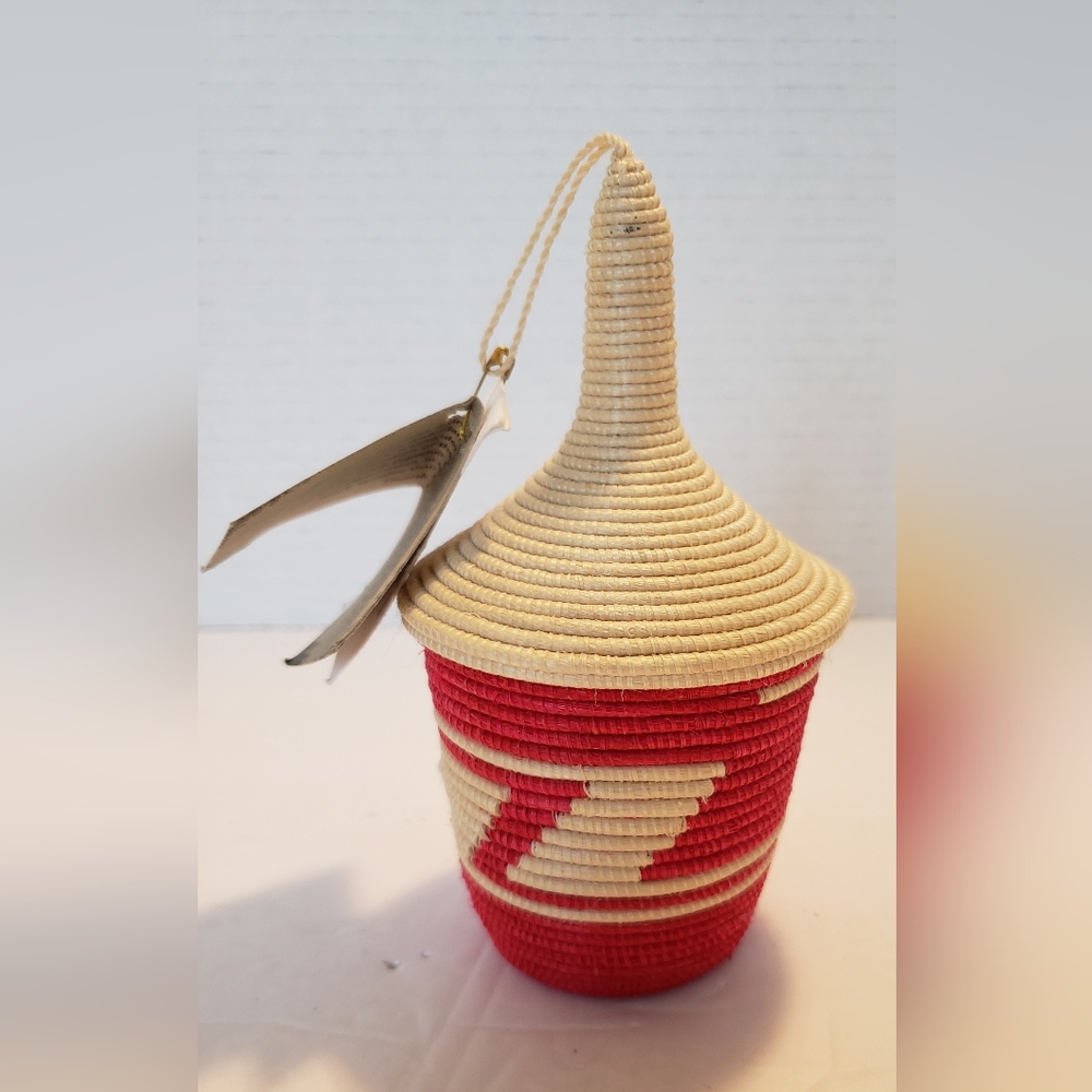 Rwanda Genuine Handwoven Peace Basket Peace Pot Red & Tan 7" x 3.5" Azizi Life